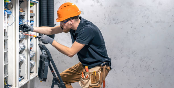 Best Electrical Outlet Repair  in Geneseo, IL